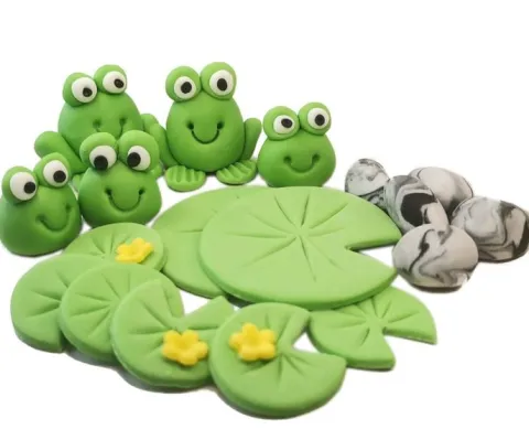 Zestaw na tort żabki żaby 5szt + dodatki /ZNK5