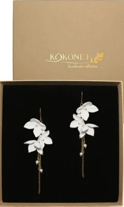 ZŁOTE długie kolczyki kwiaty perły HANDMADE białe boho efektowne ŚLUBNE